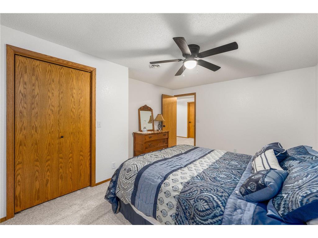 1955 Dorathea Boulevard Worthington MN 56187 7078224 image59
