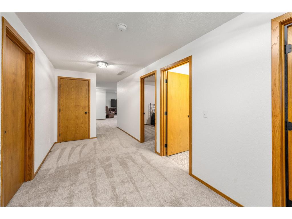 1955 Dorathea Boulevard Worthington MN 56187 7078224 image67