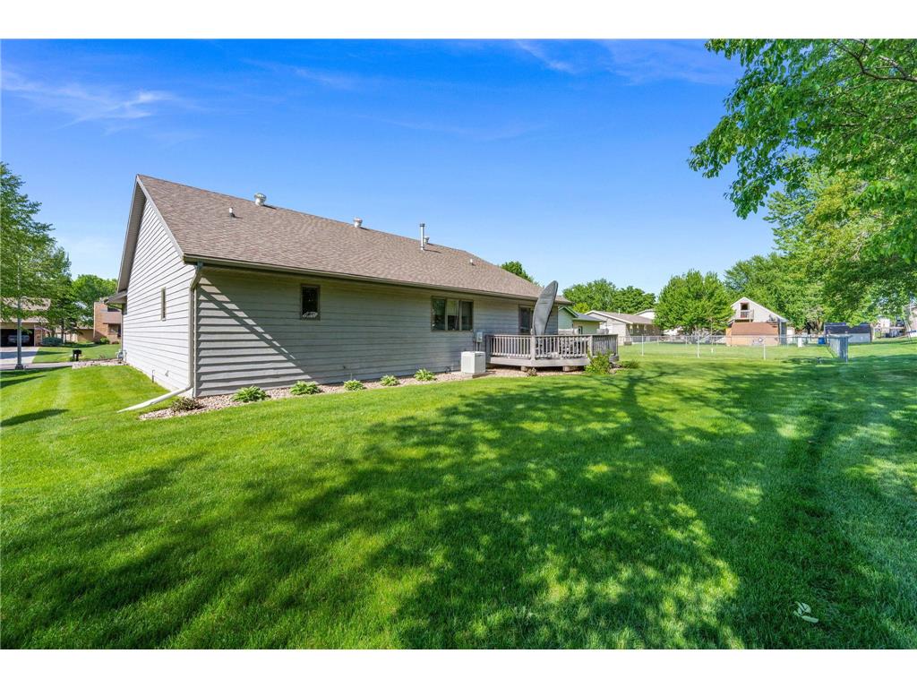 1955 Dorathea Boulevard Worthington MN 56187 7078224 image73