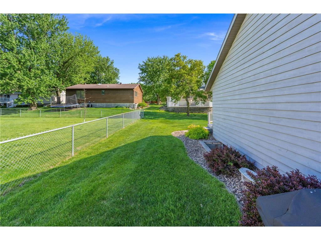 1955 Dorathea Boulevard Worthington MN 56187 7078224 image81