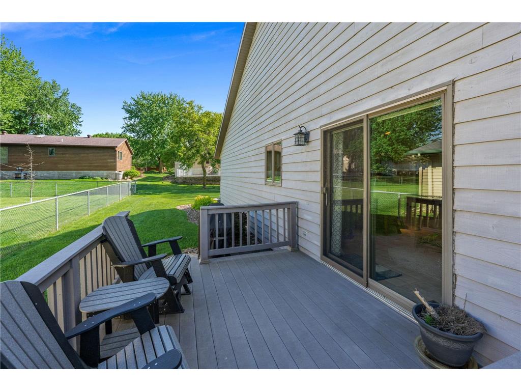 1955 Dorathea Boulevard Worthington MN 56187 7078224 image84