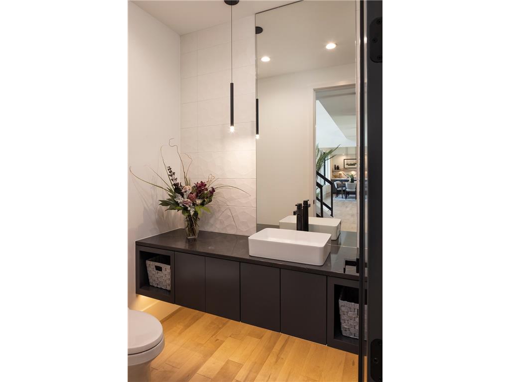 1955 Glenhill Road Mendota Heights MN 55118 7038542 image4