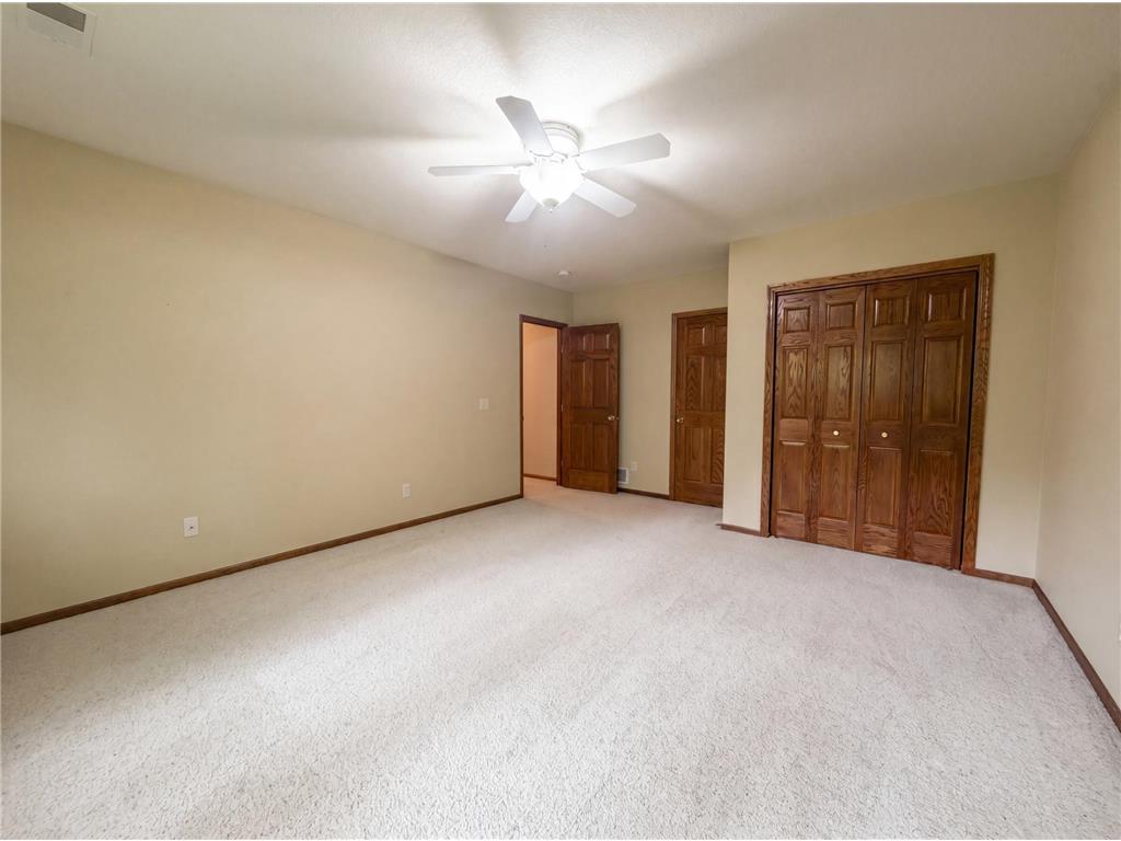 1955 Lemond Place Owatonna MN 55060 7090148 image12