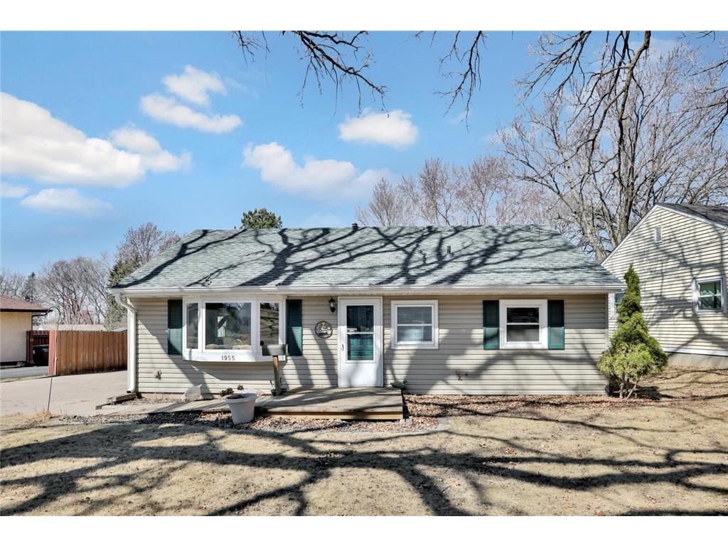 1955 Polaris Place North Saint Paul MN 55109 6682148 image1