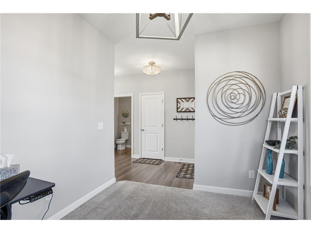 1955 Red Oak Path Shakopee MN 55379 6817796 image16