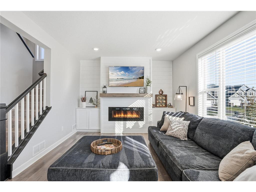 1955 Red Oak Path Shakopee MN 55379 6817796 image23