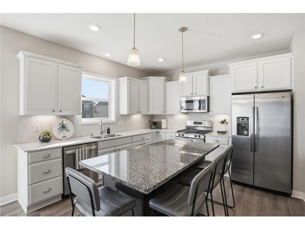 1955 Red Oak Path Shakopee MN 55379 6817796 image25