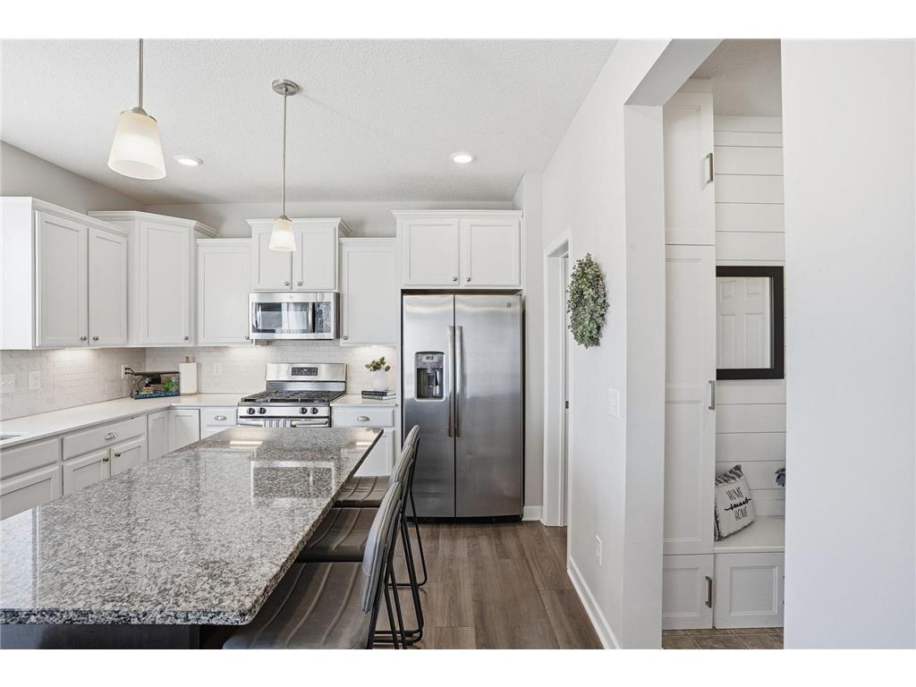 1955 Red Oak Path Shakopee MN 55379 6817796 image31