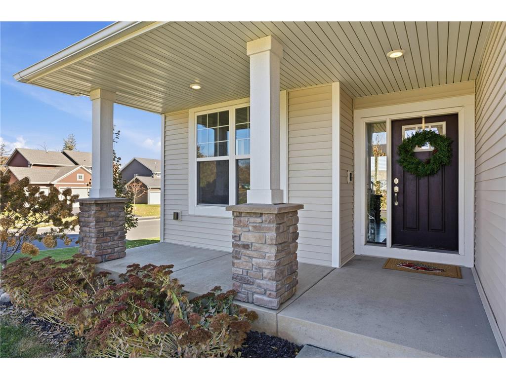 1955 Red Oak Path Shakopee MN 55379 6817796 image4