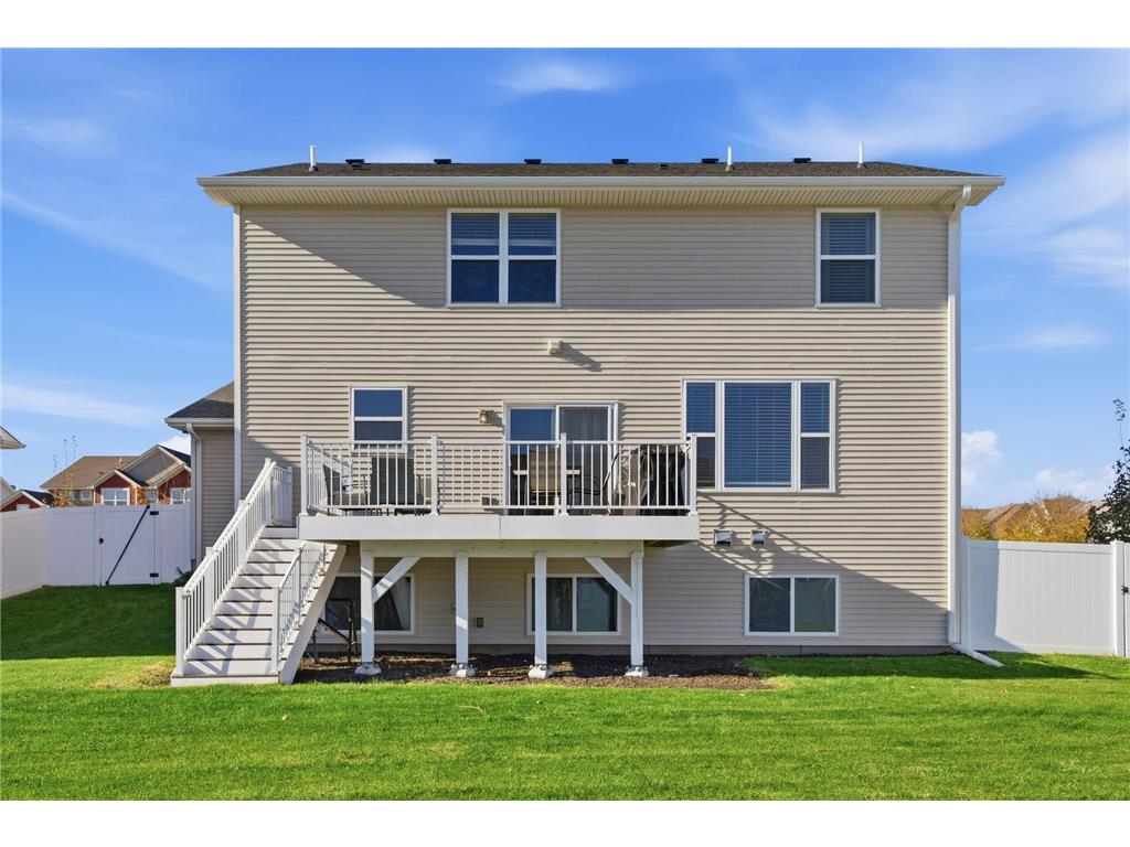 1955 Red Oak Path Shakopee MN 55379 6817796 image6