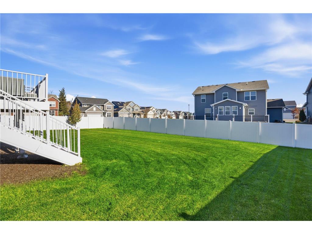 1955 Red Oak Path Shakopee MN 55379 6817796 image9