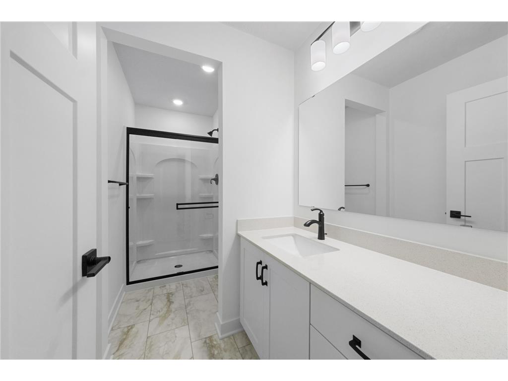 1955 Royal Boulevard N Lake Elmo MN 55042 6813692 image38