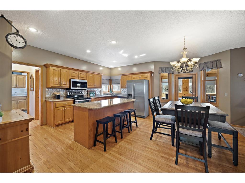 19554 Vernon Street NW Elk River MN 55330 7068730 image4
