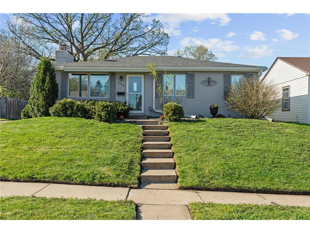 1956 3rd Street E Saint Paul MN 55119 7041875 image1