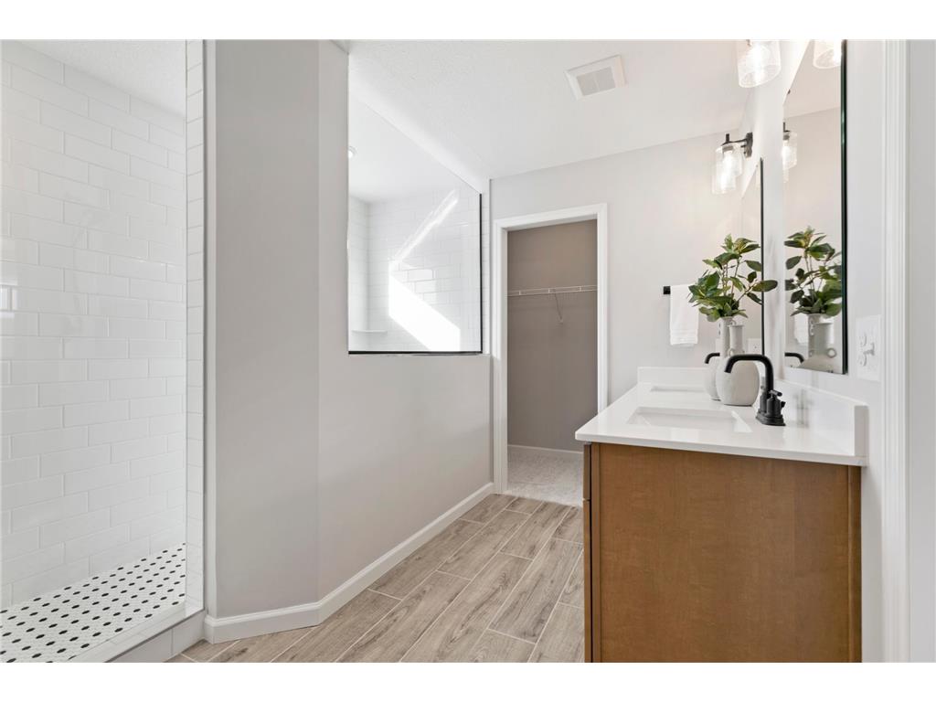 19566 105th Avenue Corcoran MN 55374 7079516 image31