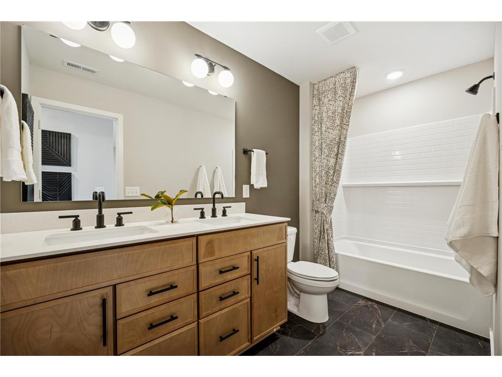 19566 105th Avenue Corcoran MN 55374 7079516 image37