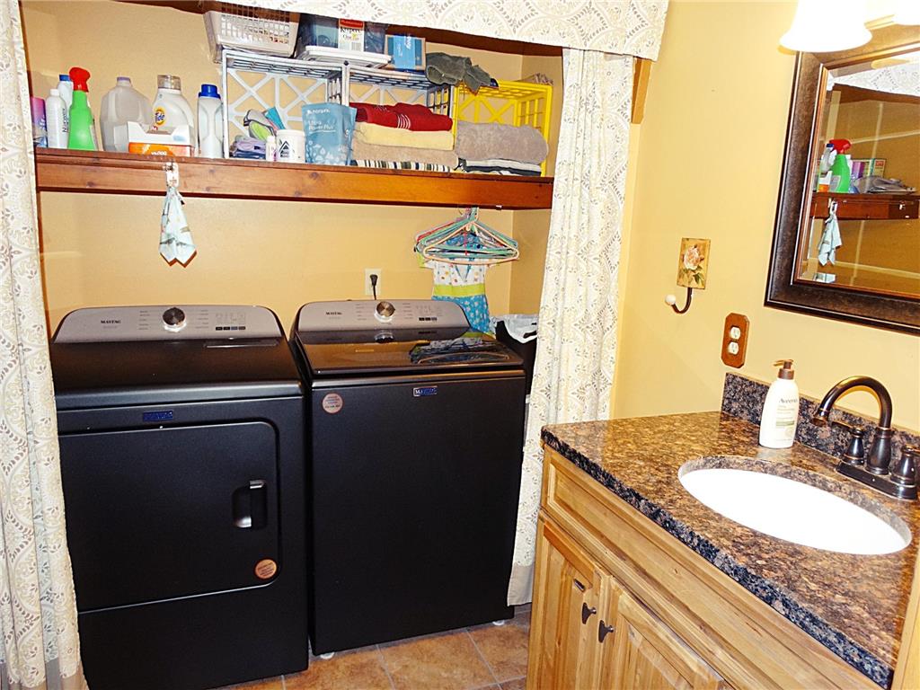 1957 16 1/2 Avenue Cameron WI 54822 7076115 image10