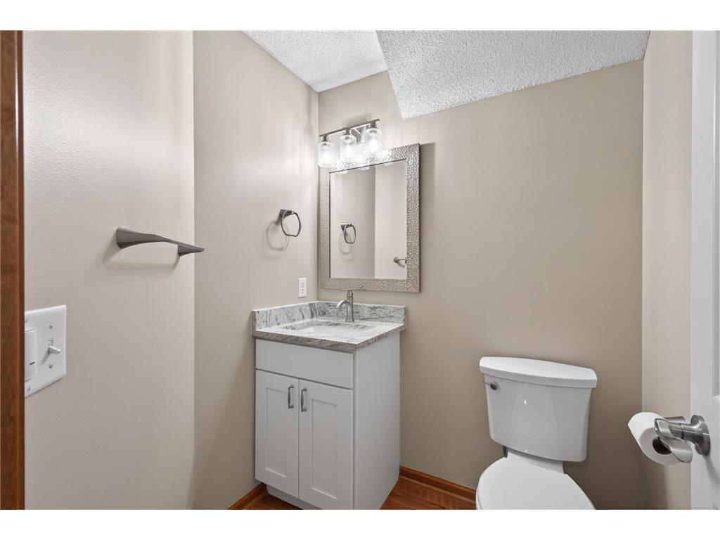 1957 Commonwealth Boulevard #4 Chanhassen MN 55317 7074577 image27