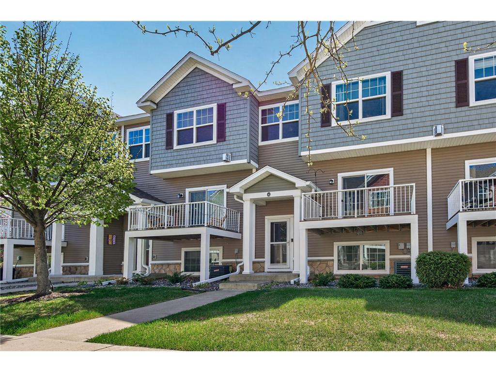 1957 Commonwealth Boulevard #4 Chanhassen MN 55317 7074577 image3