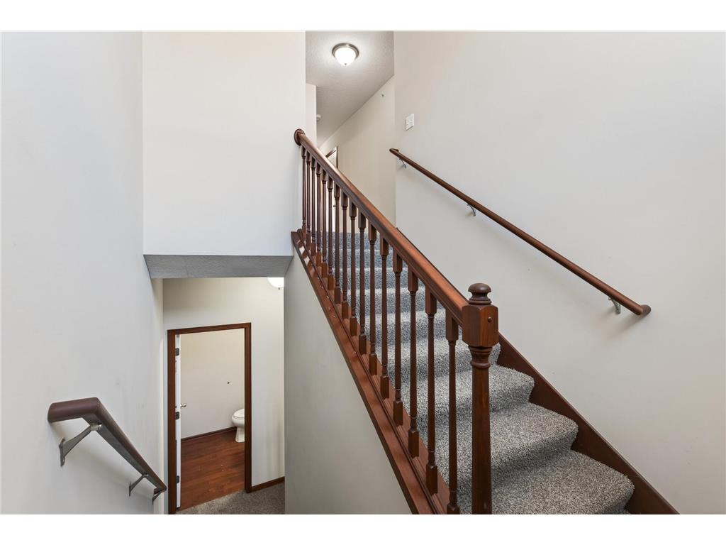1957 Commonwealth Boulevard #4 Chanhassen MN 55317 7074577 image5