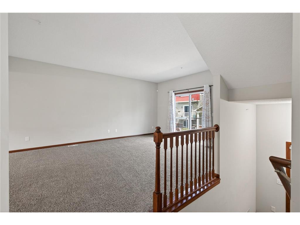 1957 Commonwealth Boulevard #4 Chanhassen MN 55317 7074577 image7
