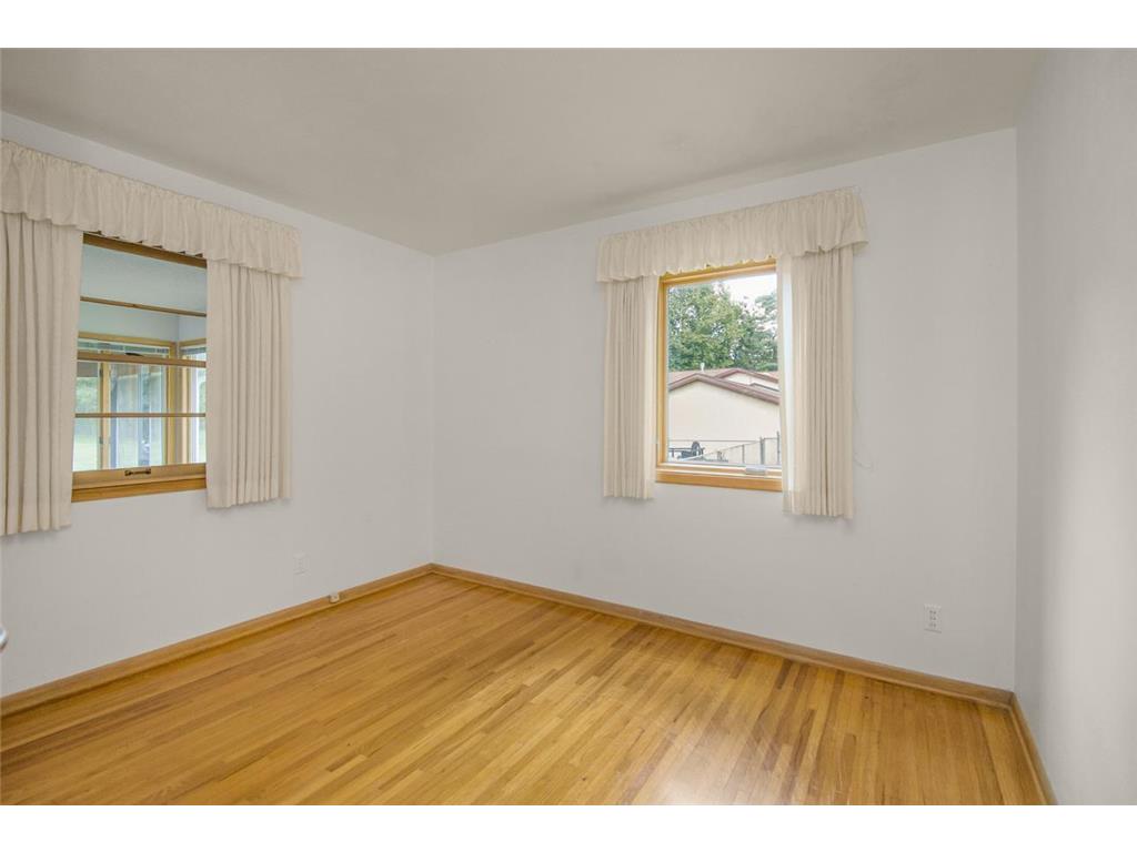 1957 Payne Avenue Maplewood MN 55117 7099357 image14
