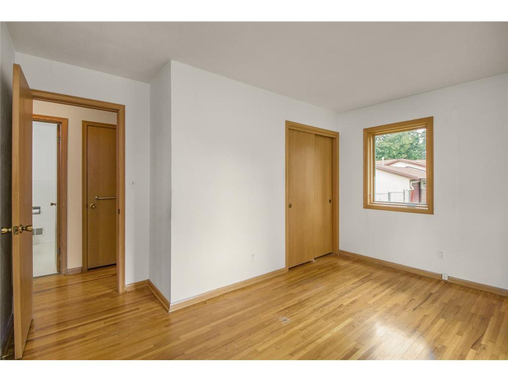 1957 Payne Avenue Maplewood MN 55117 7099357 image15