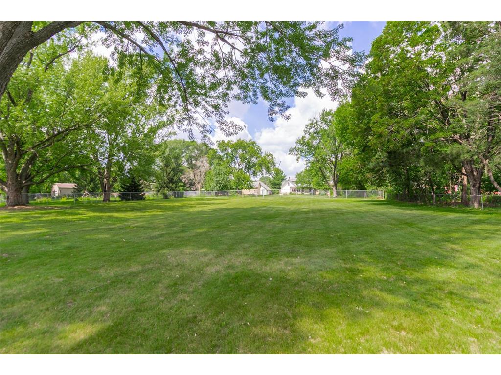 1957 Payne Avenue Maplewood MN 55117 7099357 image2