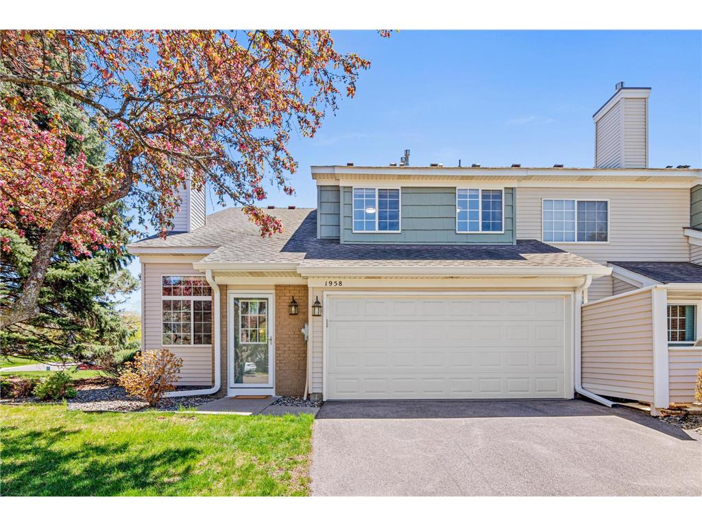 1958 Glenfield Court #25 Eagan MN 55122 7070428 image1