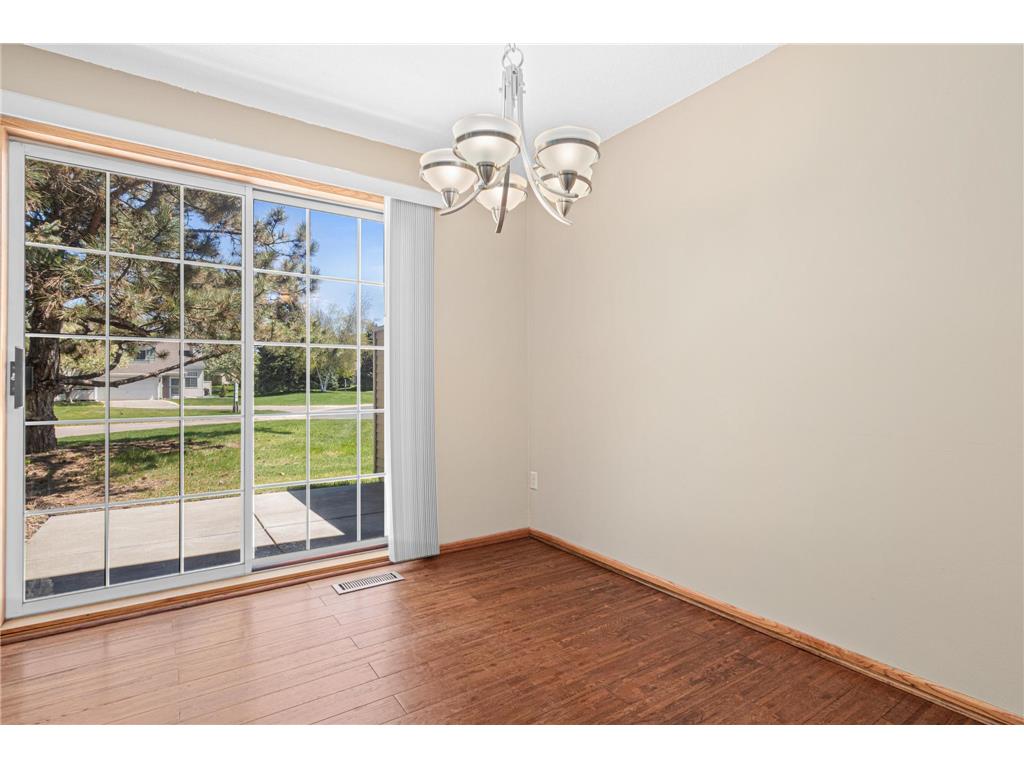 1958 Glenfield Court #25 Eagan MN 55122 7070428 image15