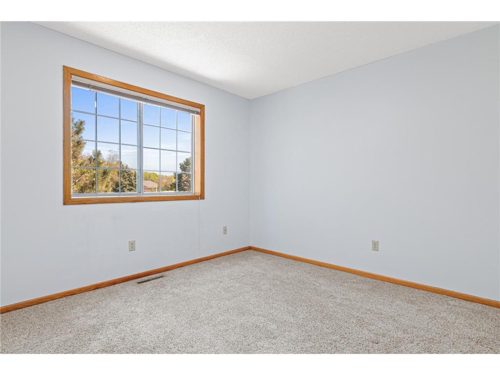 1958 Glenfield Court #25 Eagan MN 55122 7070428 image24