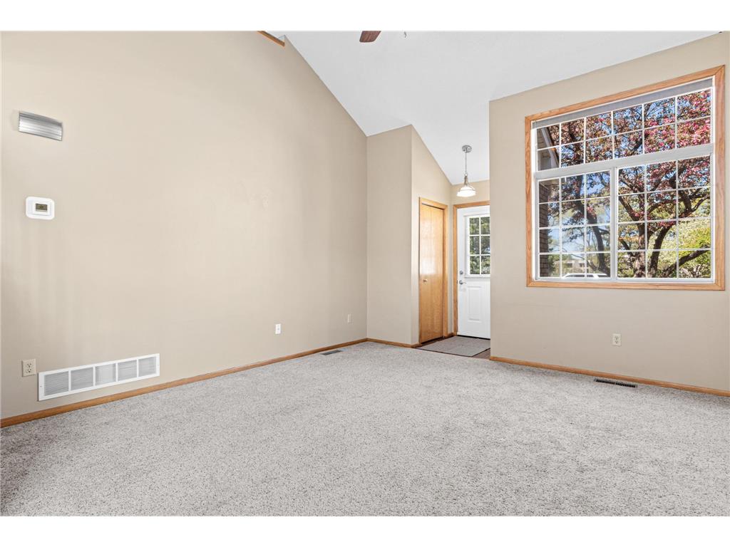 1958 Glenfield Court #25 Eagan MN 55122 7070428 image3