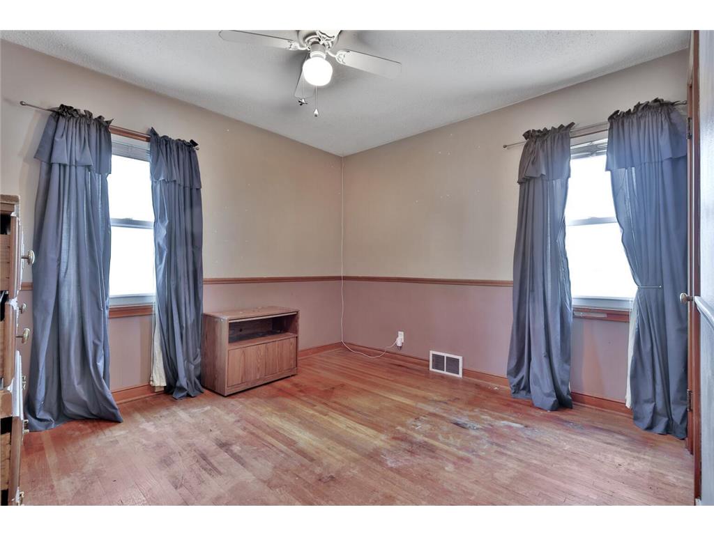 1959 Montana Avenue E Saint Paul MN 55119 6819523 image17