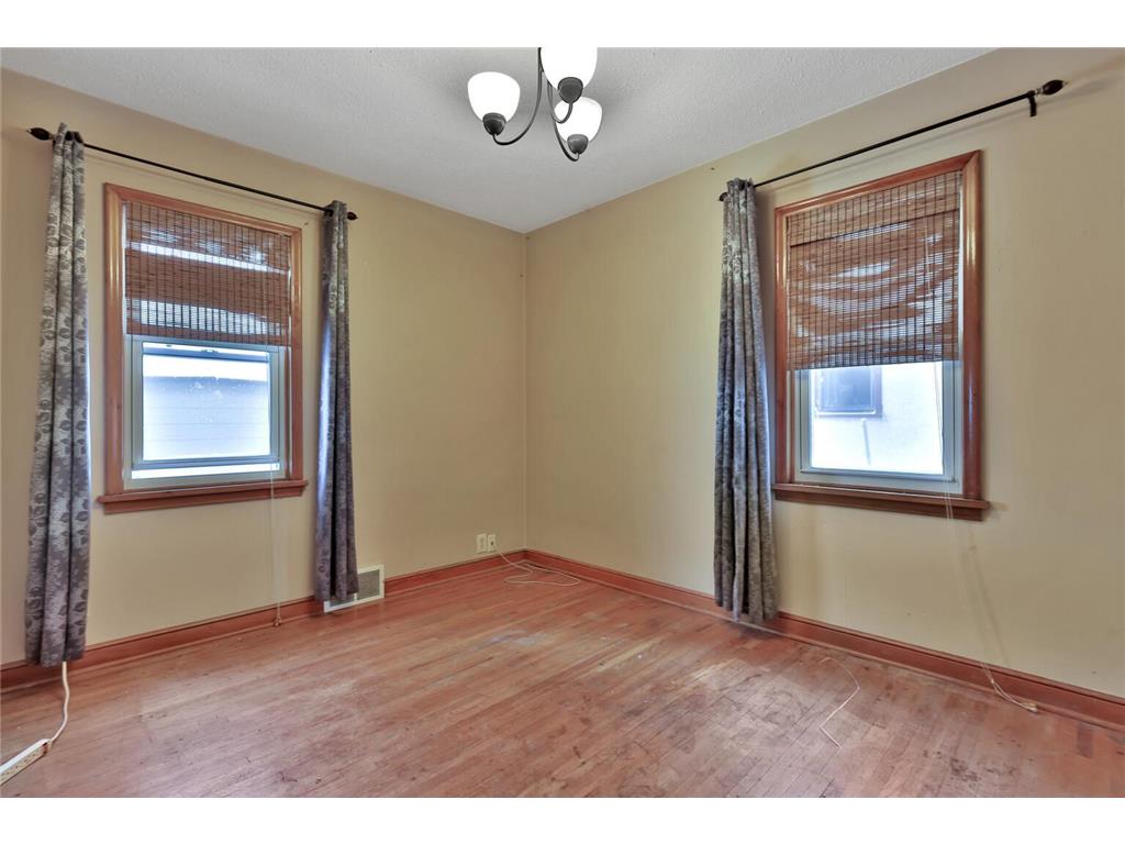 1959 Montana Avenue E Saint Paul MN 55119 6819523 image19