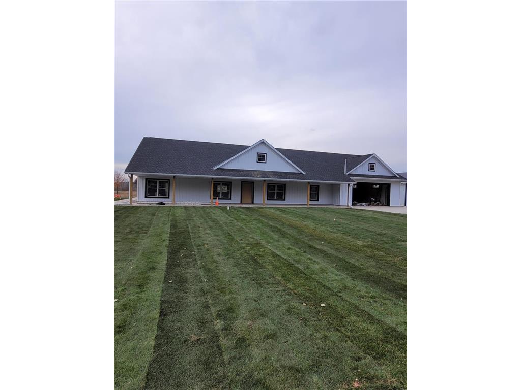 19590 University Avenue NW Oak Grove MN 55011 7005416 image1