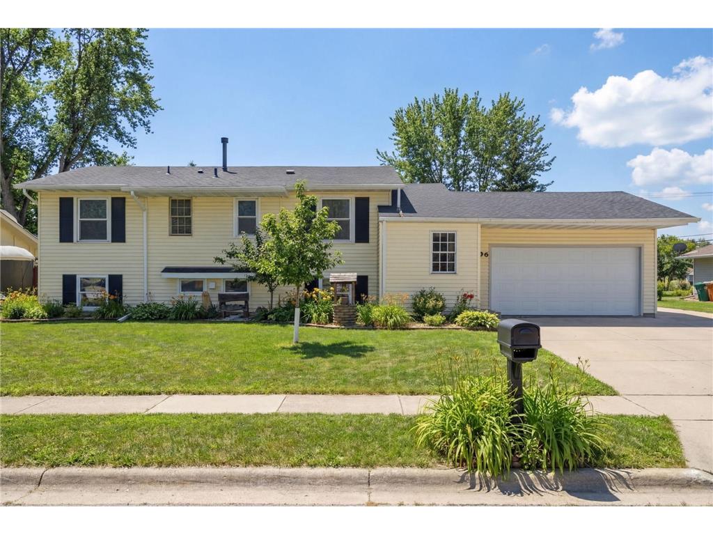 196 150th Street W Apple Valley MN 55124 7037784 image1