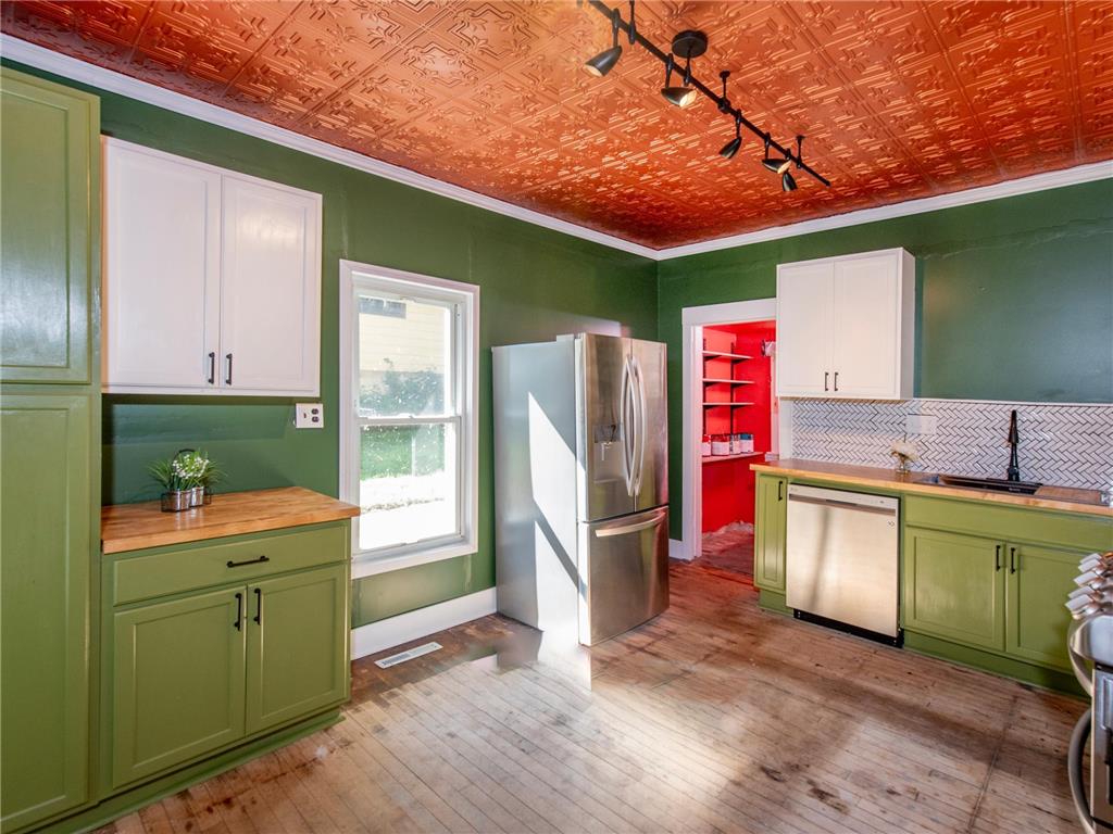 196 Baker Street E Saint Paul MN 55107 6793202 image12