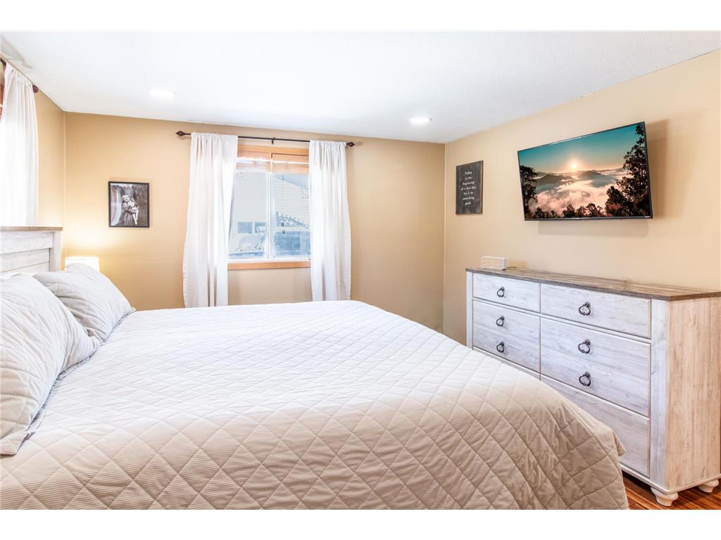 196 Hillcrest Avenue Spicer MN 56288 - Green 7057642 image17