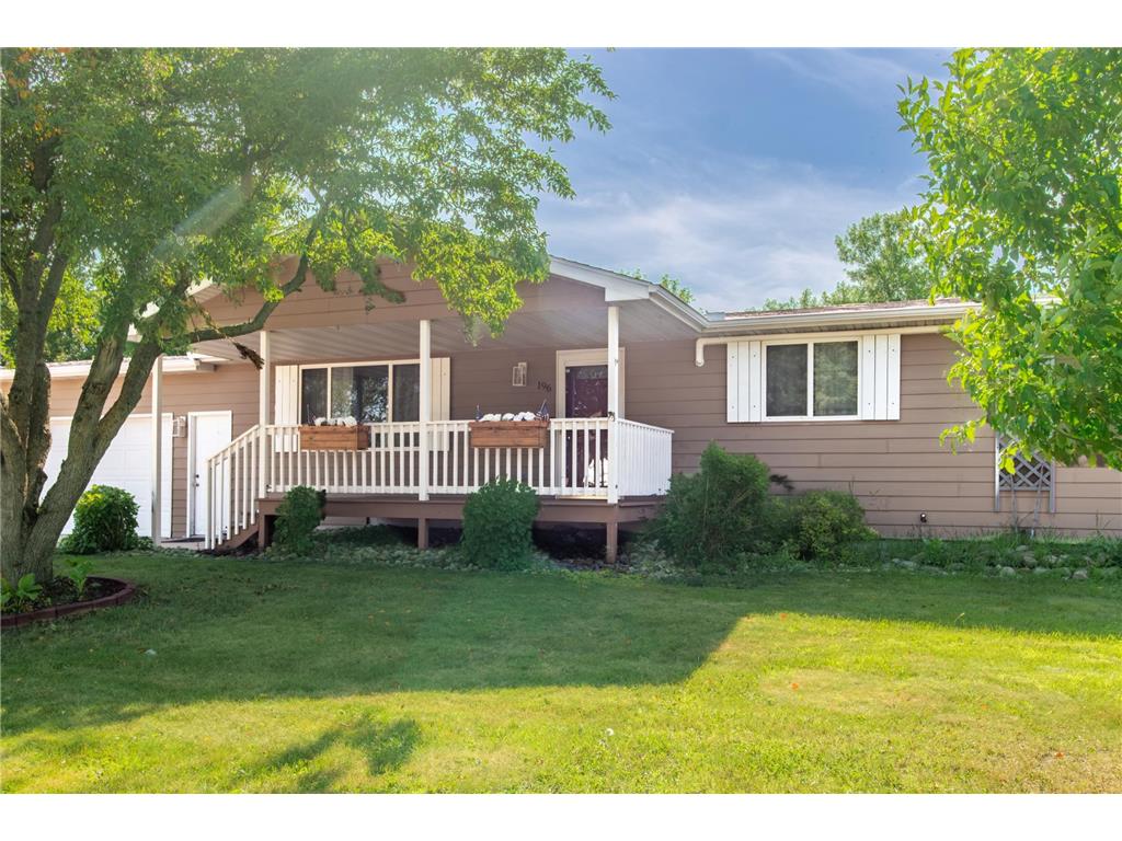 196 Hillcrest Avenue Spicer MN 56288 - Green 7057642 image3