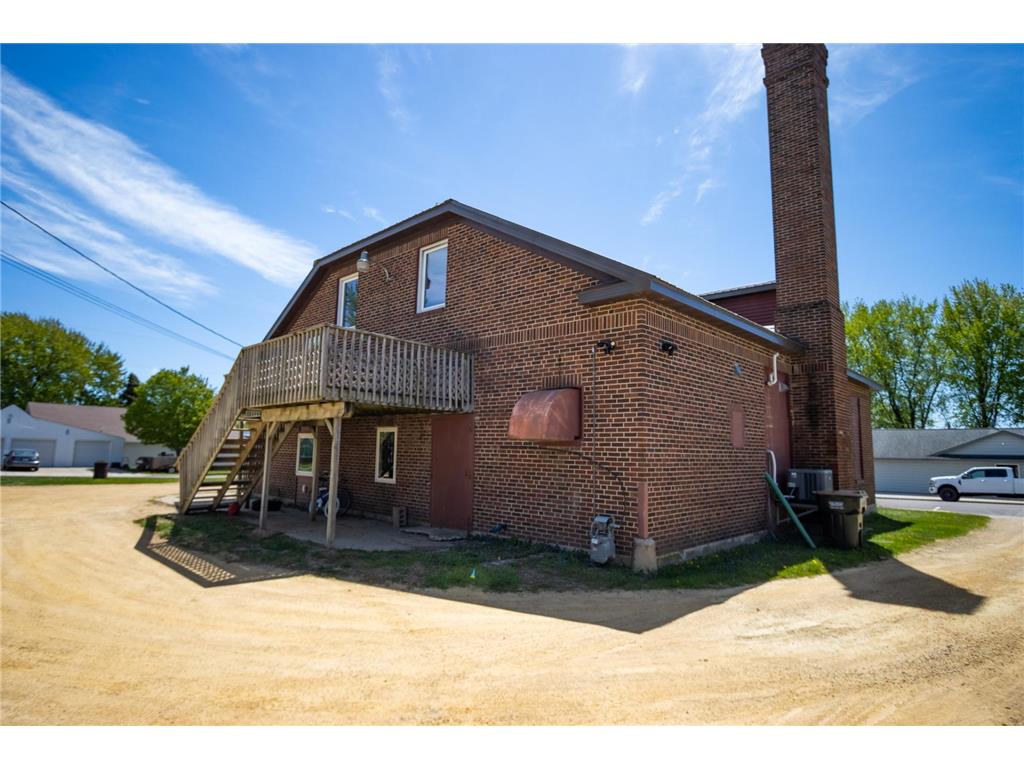 196 Main Street W Elysian MN 56028 7072611 image7