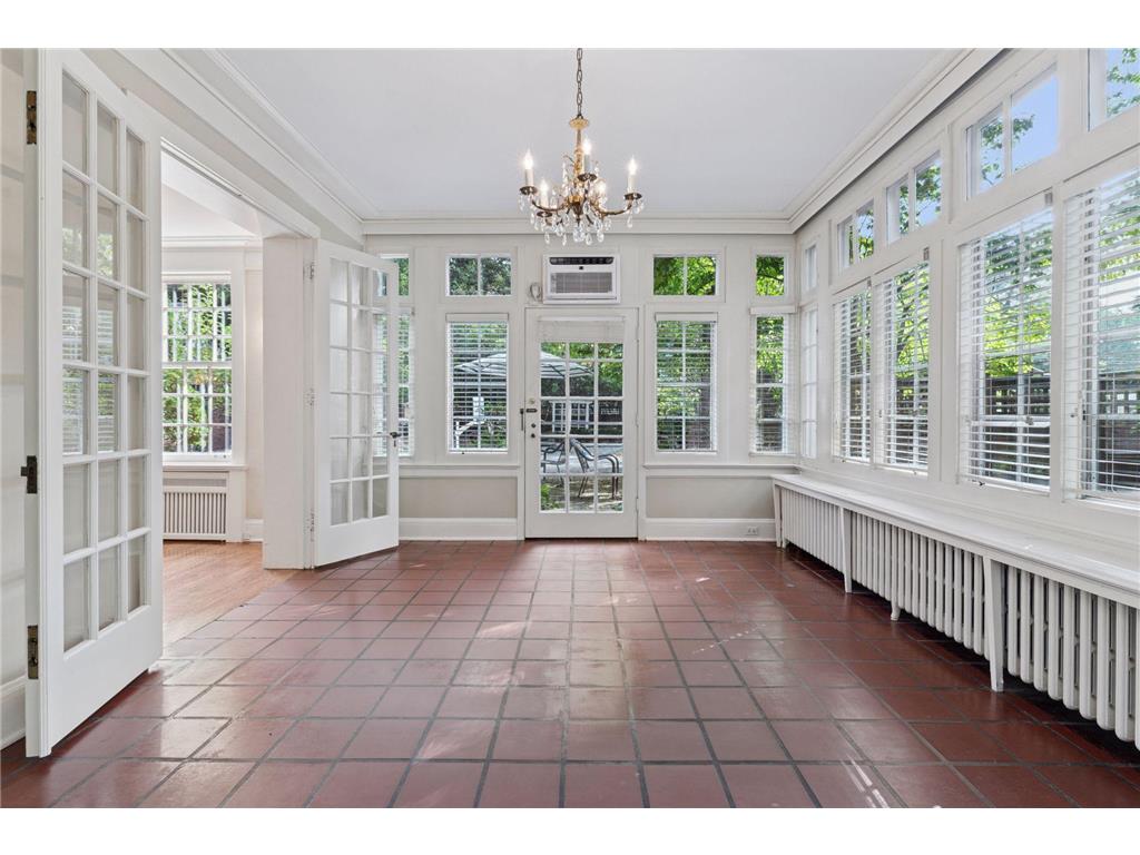 196 Mississippi River Boulevard S Saint Paul MN 55105 - Mississippi 6796925 image18