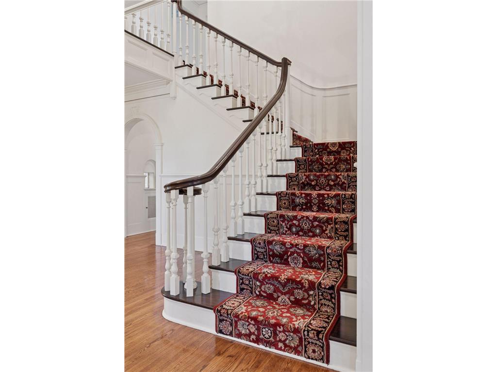 196 Mississippi River Boulevard S Saint Paul MN 55105 - Mississippi 6796925 image23