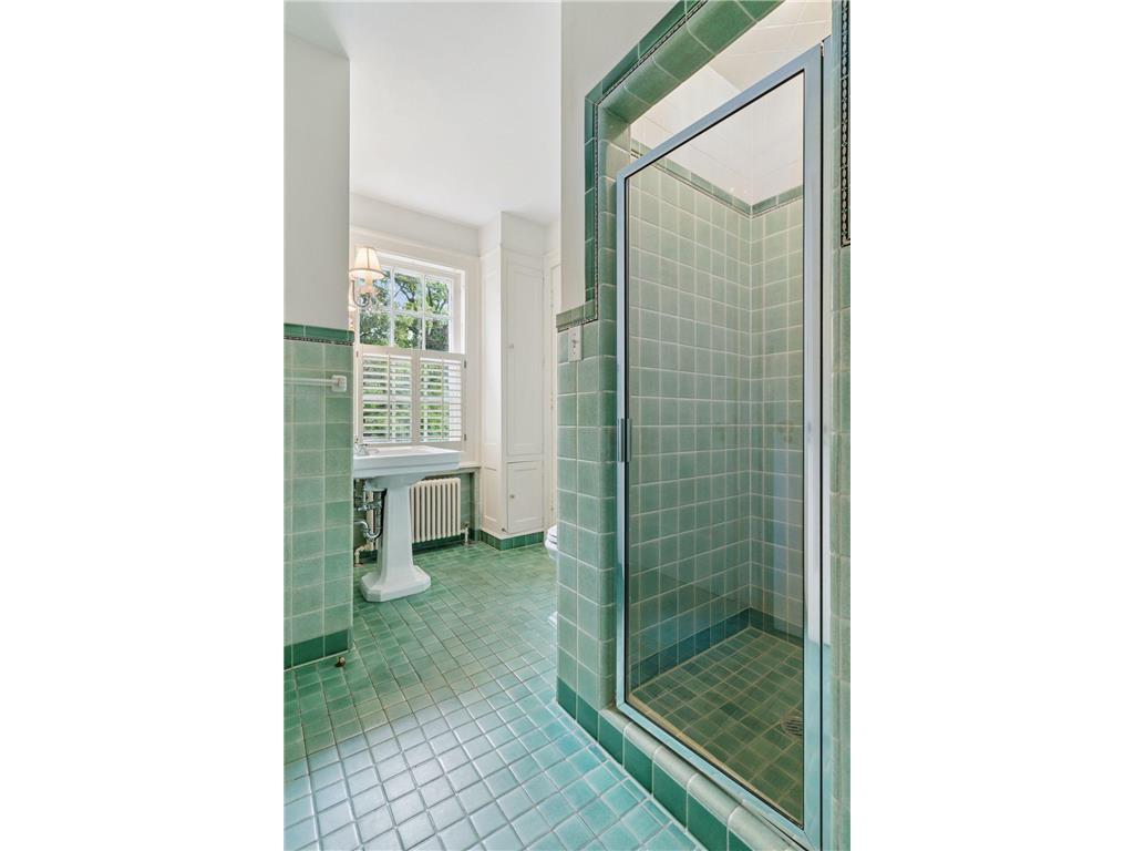 196 Mississippi River Boulevard S Saint Paul MN 55105 - Mississippi 6796925 image28