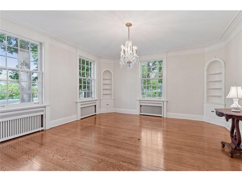 196 Mississippi River Boulevard S Saint Paul MN 55105 - Mississippi 6796925 image8