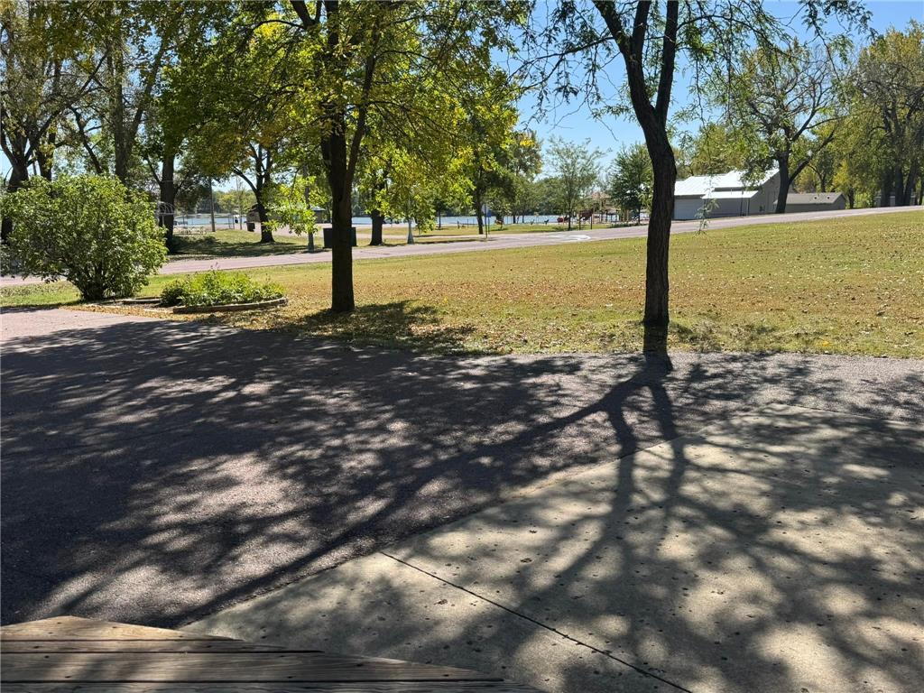 1960 Cottonwood Lake Drive Windom MN 56101 6819401 image4