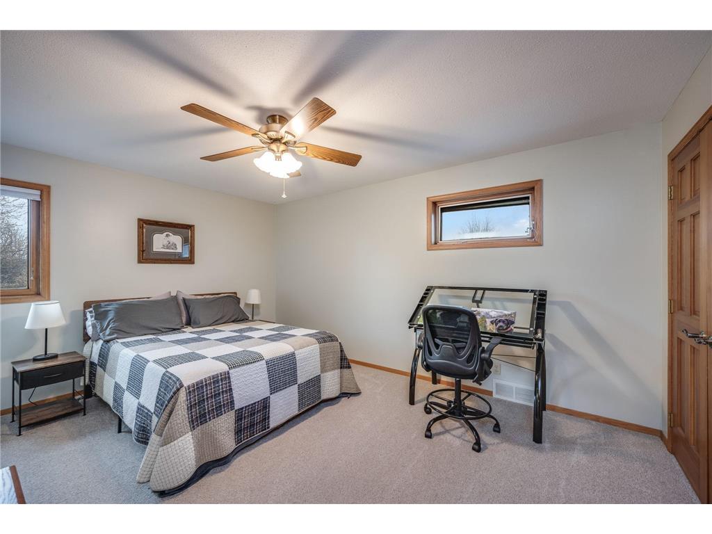 1960 Knollwood Drive Fairmont MN 56031 7049413 image30