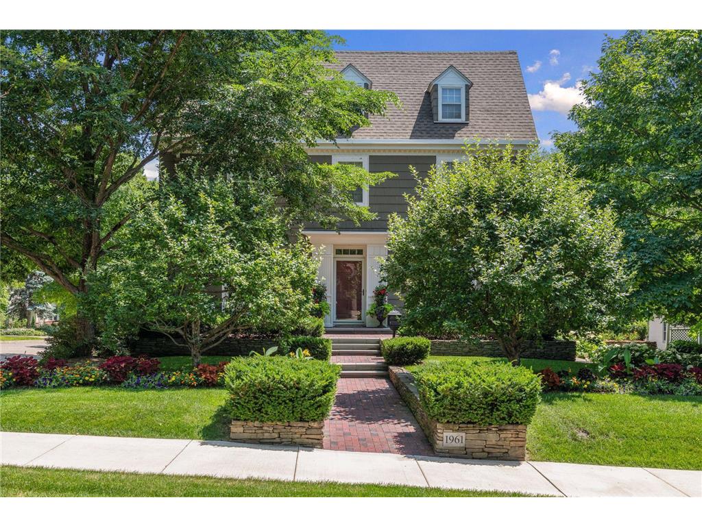 1961 Kenwood Parkway, Minneapolis, MN, 55405 MLS 6502425 Edina Realty