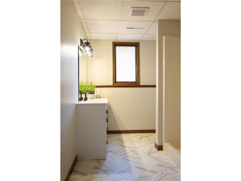 1961 S Shore Drive Worthington MN 56187 7023121 image48