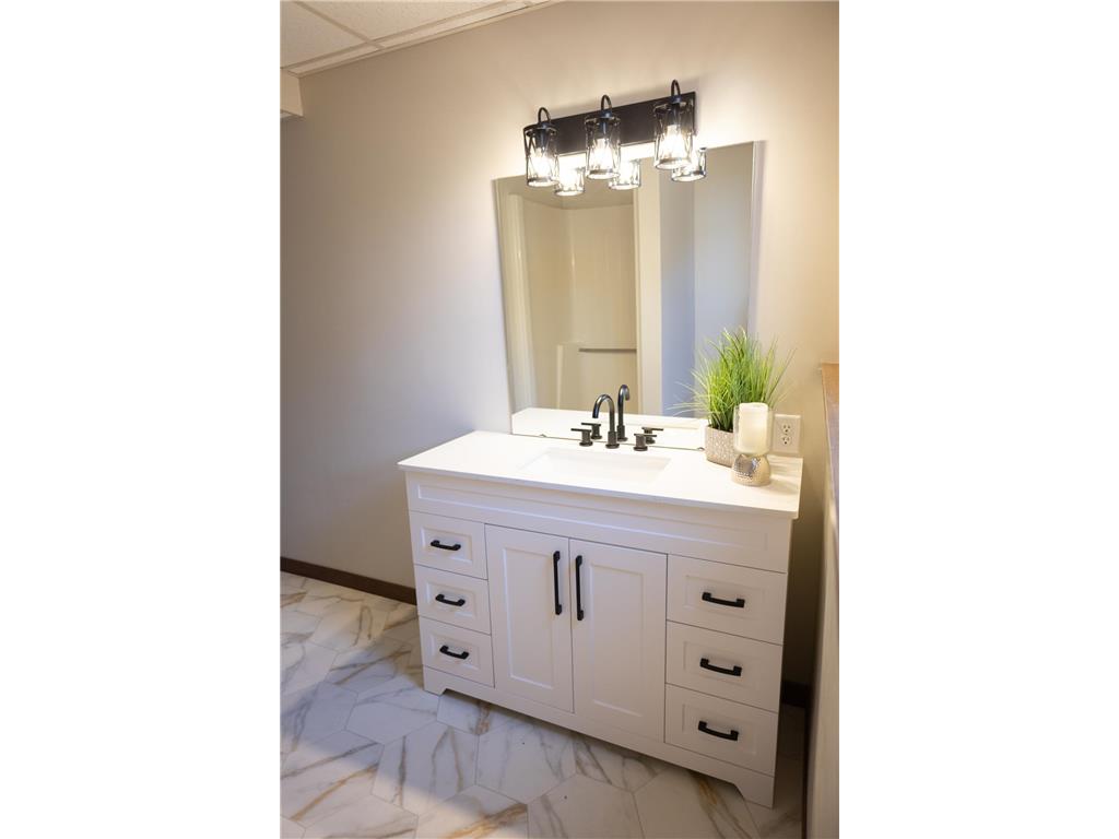 1961 S Shore Drive Worthington MN 56187 7023121 image49