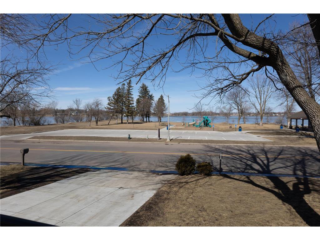 1961 S Shore Drive Worthington MN 56187 7023121 image9
